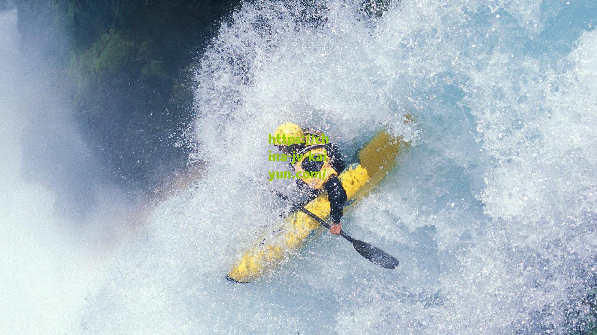 记者谈国足选帅：谁会来趟这个泥坑？出不起太多钱问卡纳瓦罗算了